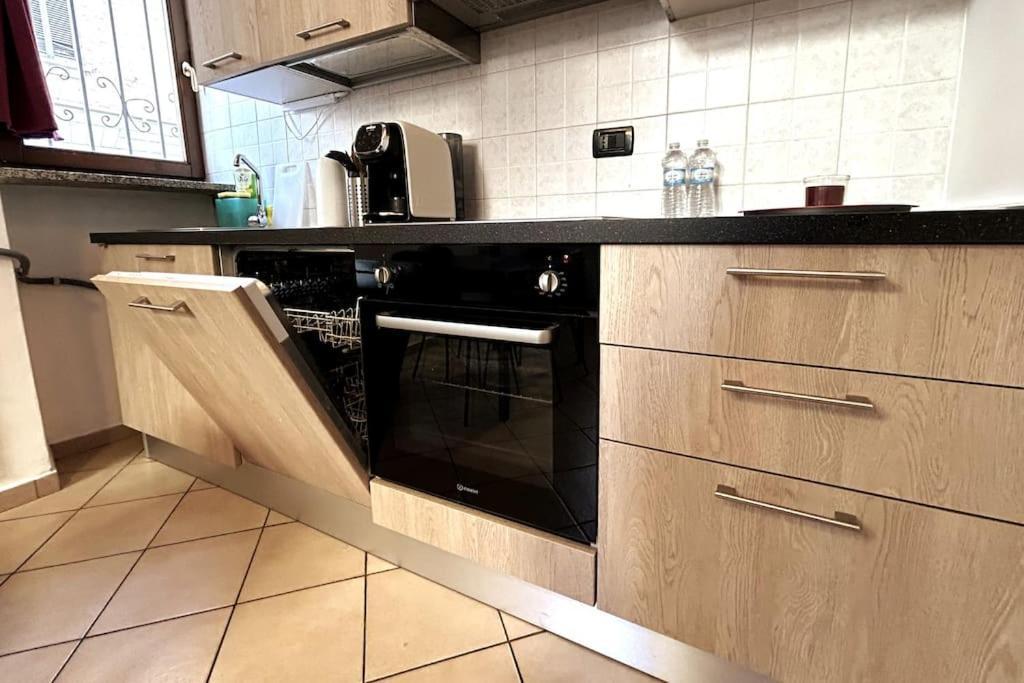 Grazioso Loft A 5 Minuti Dal Centro Di Torinoアパートメント エクステリア 写真